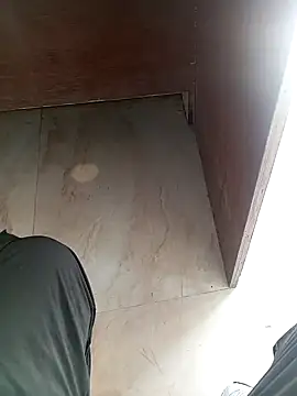 Snapshot of karandeep_Bhagat chatting on September 17, 8:15 am karandeep Bhagat online show from September 17, 8:15 am