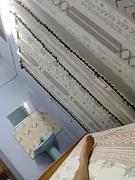 Snapshot of Donerviky chatting on October 28, 8:11 pm Donerviky online show from October 28, 8:11 pm