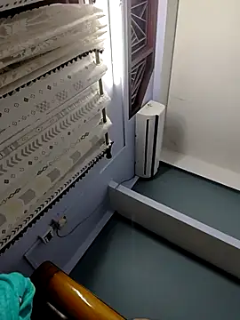 Snapshot of Donerviky chatting on September 15, 5:25 pm Donerviky online show from September 15, 5:25 pm