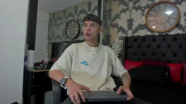 Alan Smitthy online show from October 6, 7:29 pm