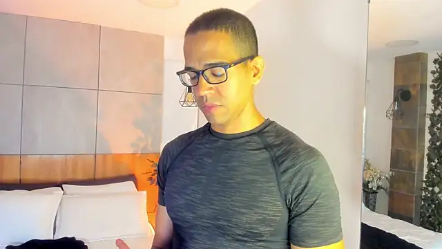 JacobDraven online show from April 14, 3:06 am