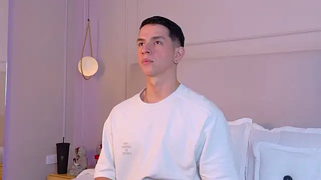 ZaneDawson online show from November 18, 3:10 am