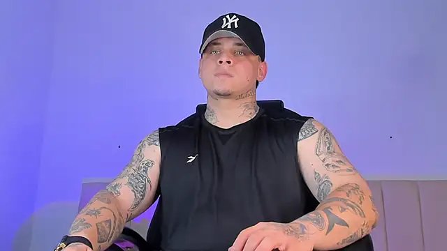 denis munera online show from November 25, 4:36 am