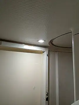 Mikaaa97 online show from December 18, 8:05 pm