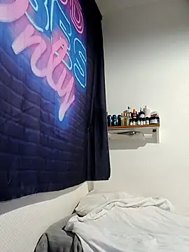 Mikaaa97 online show from March 6, 11:57 pm