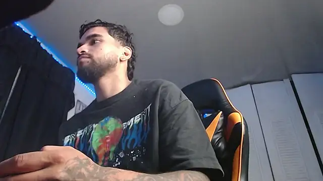 Chrys harris77 online show from October 1, 11:30 pm