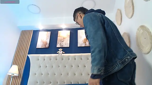 SalvadorFit online show from April 6, 8:09 pm