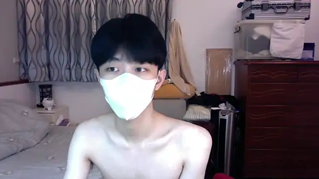 kai101010 online show from December 18, 2:35 pm