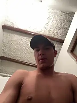 Snapshot of El_awo_ chatting on October 11, 5:44 am El awo  online show from October 11, 5:44 am