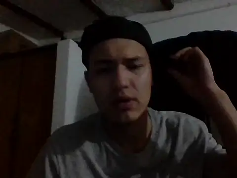 Snapshot of El_awo_ chatting on September 29, 3:38 am El awo  online show from September 29, 3:38 am