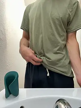 gymratforyouu online show from November 7, 12:14 am