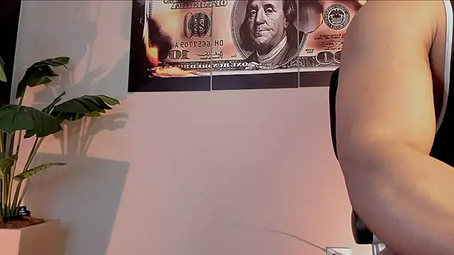 chrizmacgregor online show from February 14, 10:05 pm