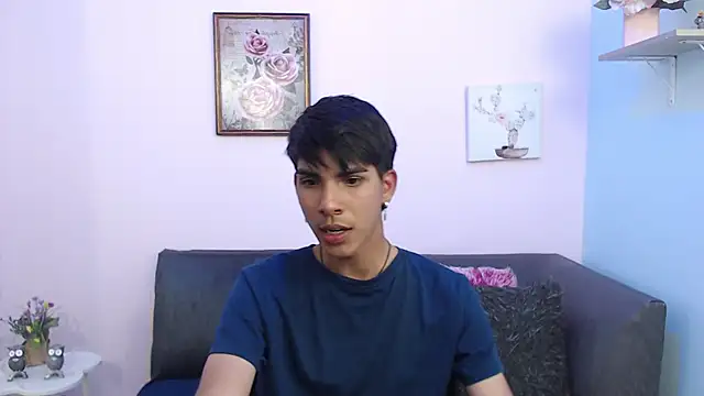 Snapshot of David_925_ chatting on September 19, 4:13 am David 925  online show from September 19, 4:13 am