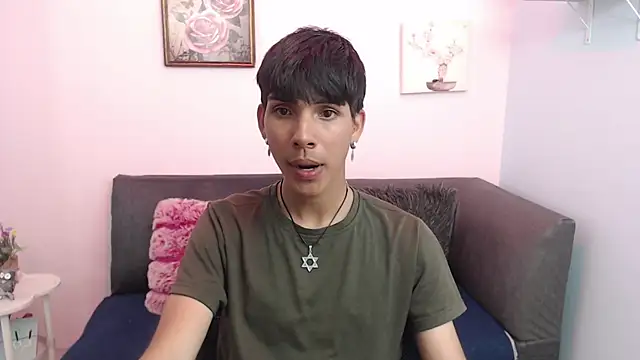 Snapshot of David_925_ chatting on September 24, 4:12 am David 925  online show from September 24, 4:12 am