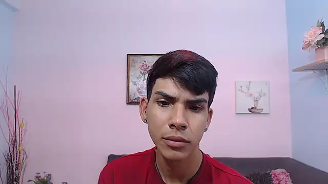 Snapshot of David_925_ chatting on October 22, 11:36 am David 925  online show from October 22, 11:36 am