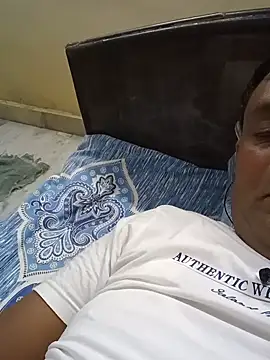 Snapshot of ROXX121 chatting on October 6, 11:53 pm ROXX121 online show from October 6, 11:53 pm