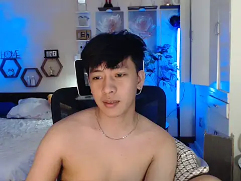 niel cumshow online show from January 13, 7:40 pm