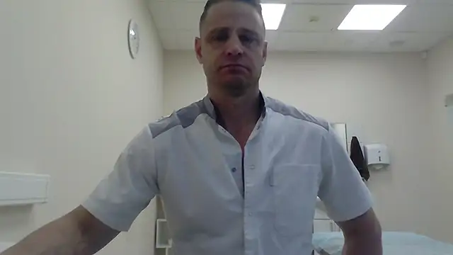 Snapshot of Freeze_Fire chatting on October 21, 5:54 am Freeze Fire online show from October 21, 5:54 am
