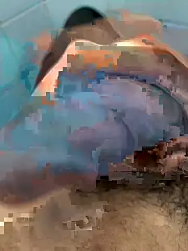 Snapshot of henrique61 chatting on September 25, 5:56 pm henrique61 online show from September 25, 5:56 pm