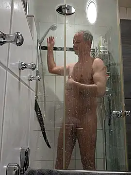 TommyTom76 online show from December 20, 6:37 pm