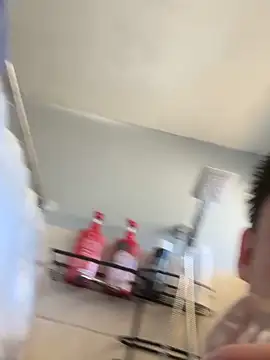 Snapshot of ohleafpix chatting on October 17, 6:23 pm ohleafpix online show from October 17, 6:23 pm