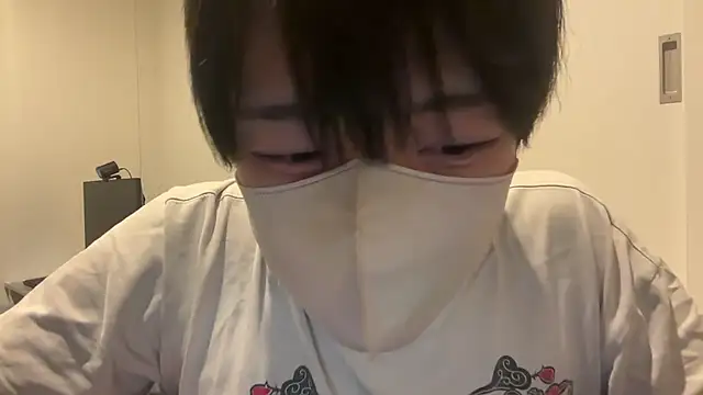 tora3220 online show from May 22, 2:44 pm