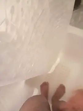 ruiiizz online show from February 22, 7:15 pm