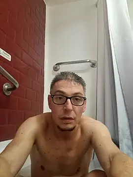 CerveniXXL online show from November 28, 8:33 pm