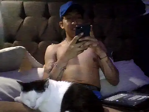 sad fucking boy online show from October 7, 2:37 am