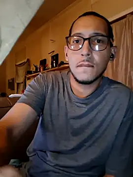 ThrowedWorldWide online show from December 3, 2:28 am