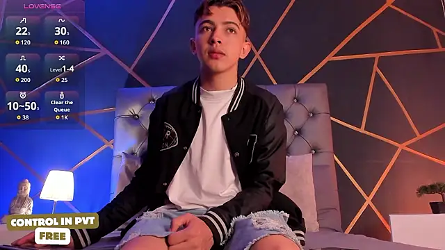 Lian Miller1  online show from March 6, 12:46 pm