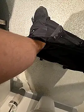 pisun1986 online show from October 31, 11:57 am