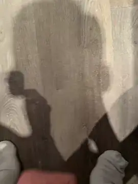 heet1998 online show from February 1, 6:12 am