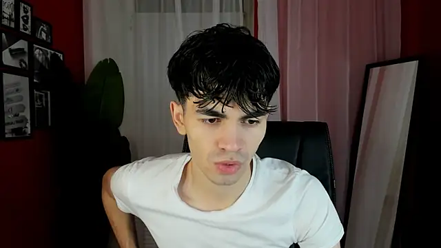 JaremyHarris online show from November 14, 8:43 pm