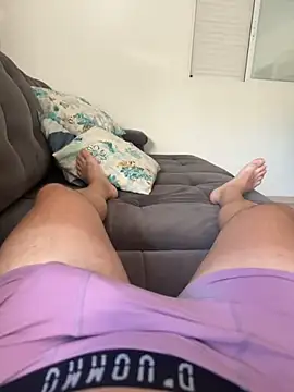 luizrgg online show from March 4, 6:04 pm