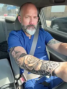 fuckadilf online show from April 16, 4:07 pm