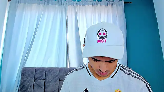 Anthony carter online show from December 1, 2:09 pm