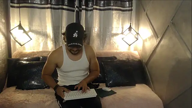 Ethan w12 online show from October 24, 1:40 am