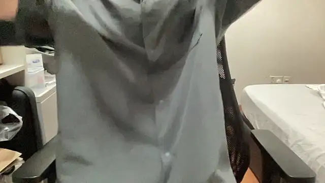 16hornydog online show from November 29, 3:25 pm