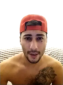 gooddboy01 online show from October 2, 10:58 pm