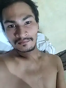 Snapshot of sunny5092 chatting on October 14, 10:50 pm sunny5092 online show from October 14, 10:50 pm