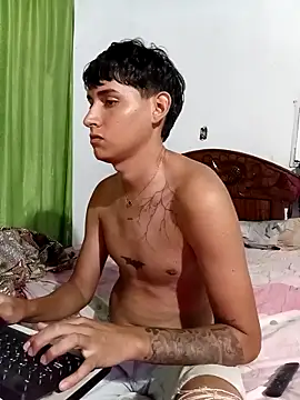 Luisneljc online show from February 28, 5:34 pm