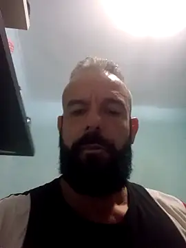 Snapshot of kikecastella chatting on October 25, 12:34 am kikecastella online show from October 25, 12:34 am