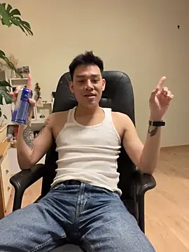 latava online show from October 25, 4:09 pm