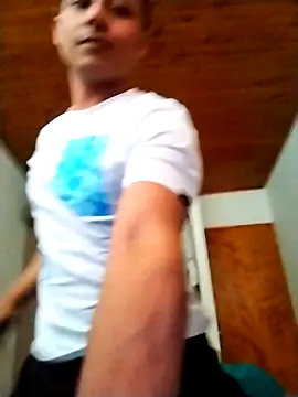 Capric9403 online show from October 4, 2:33 pm