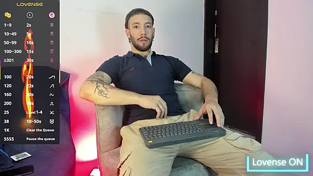angel kyrozz online show from June 12, 7:22 pm