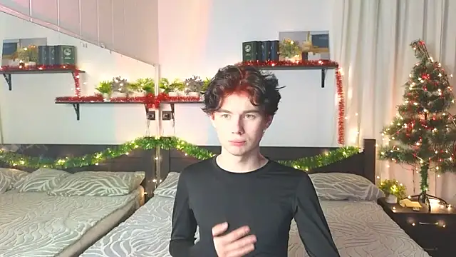 Cute Mike online show from December 20, 7:10 pm