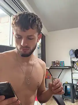 noah red online show from November 19, 2:06 pm