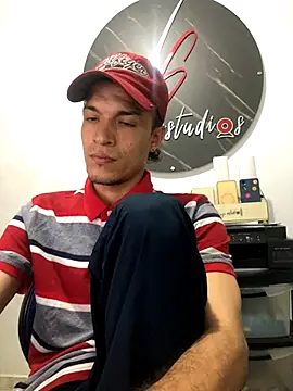 santyrestrepo online show from October 8, 11:20 pm