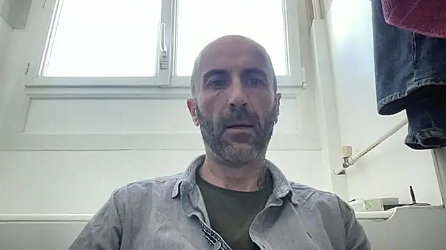 slave44nantes online show from October 13, 12:44 pm